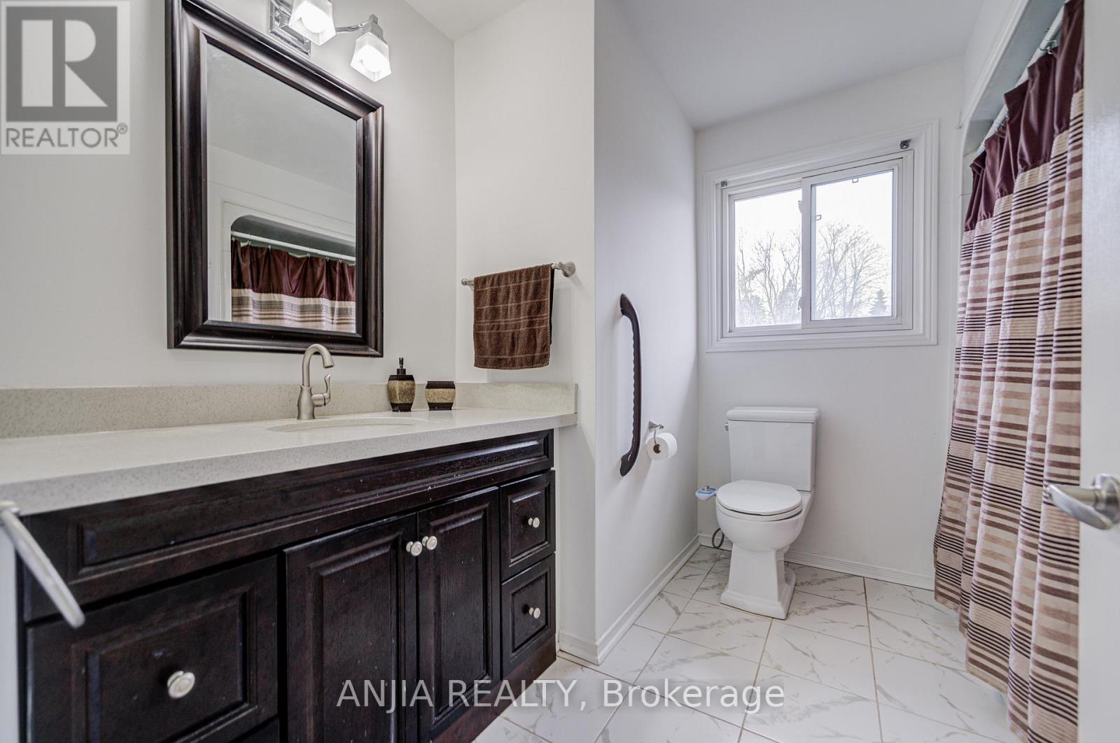 1369 Ravenshoe Road, East Gwillimbury, Ontario  L0G 1R0 - Photo 27 - N12959532