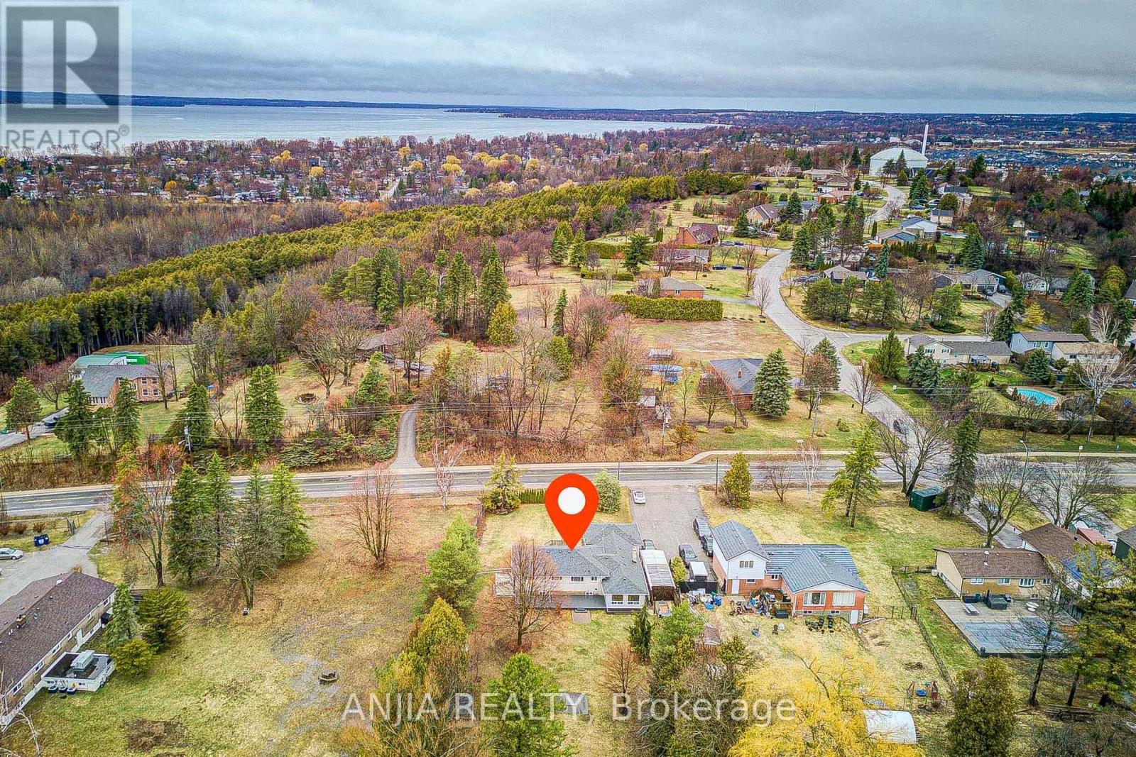 1369 Ravenshoe Road, East Gwillimbury, Ontario  L0G 1R0 - Photo 3 - N12959532