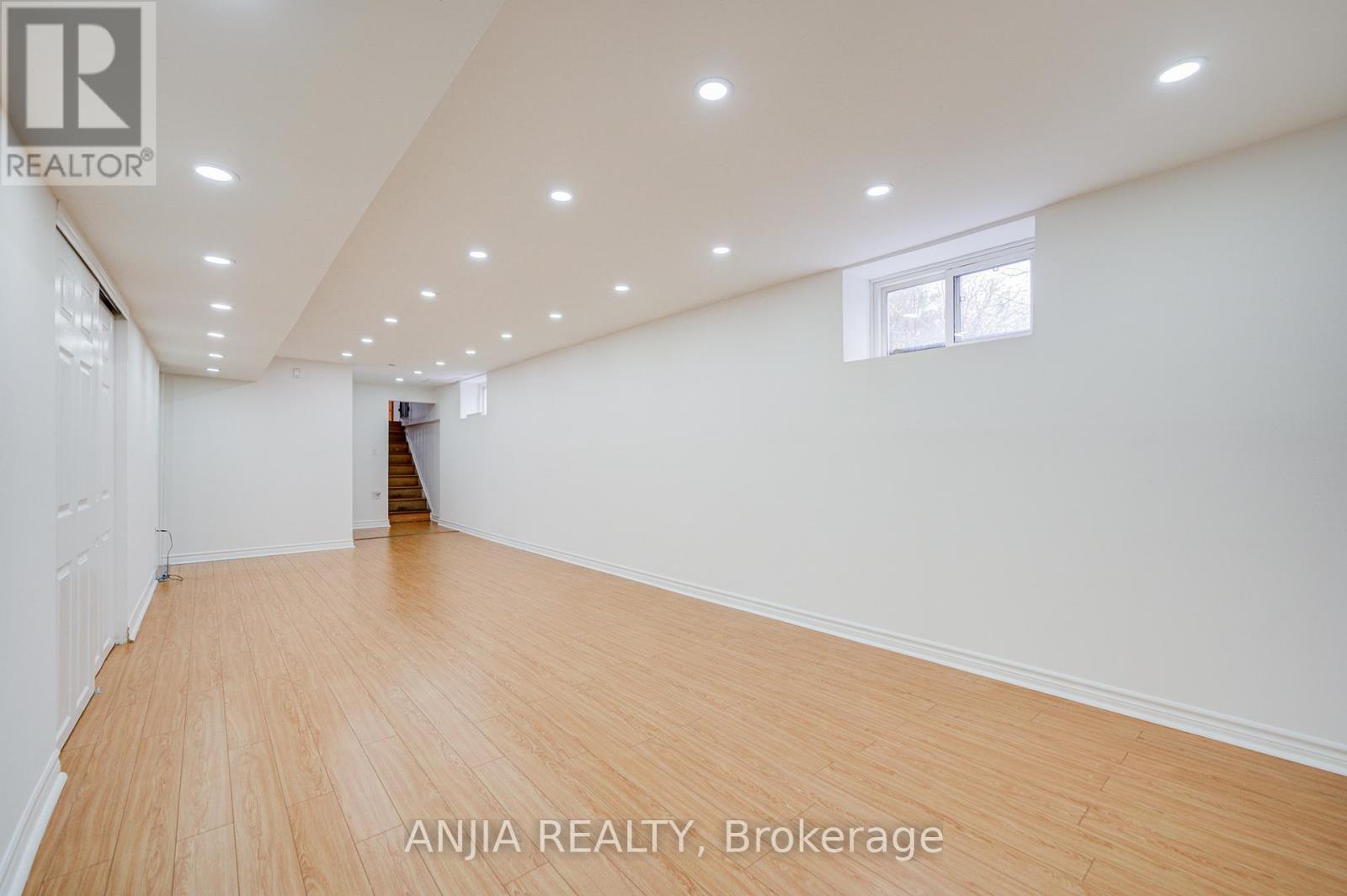 1369 Ravenshoe Road, East Gwillimbury, Ontario  L0G 1R0 - Photo 32 - N12959532