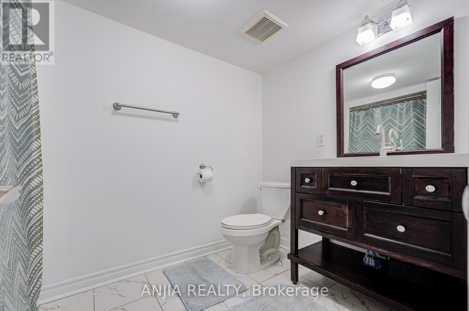 1369 Ravenshoe Road, East Gwillimbury, Ontario  L0G 1R0 - Photo 37 - N12959532