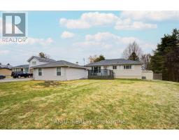 1369 RAVENSHOE ROAD, East Gwillimbury, Ontario