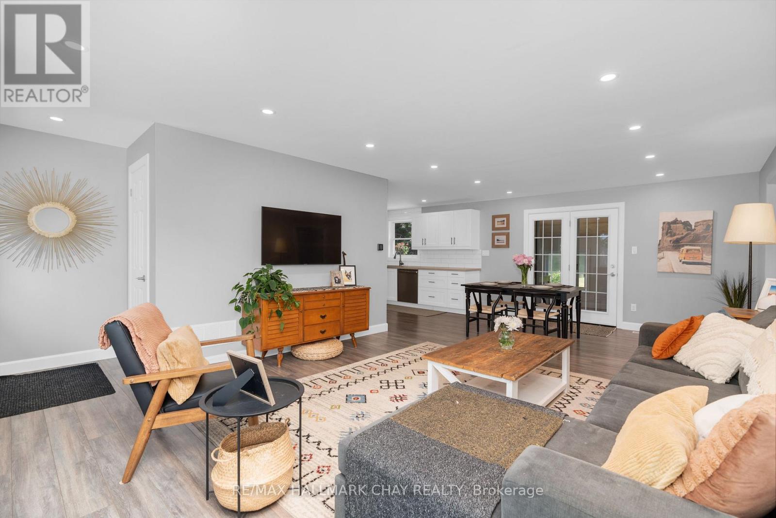 1853 River Road W, Wasaga Beach, Ontario  L9Z 1L1 - Photo 6 - S12959500