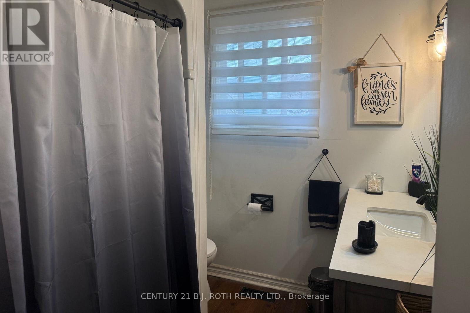 227 Pine Drive, Barrie, Ontario  L4N 4H6 - Photo 6 - S12959510