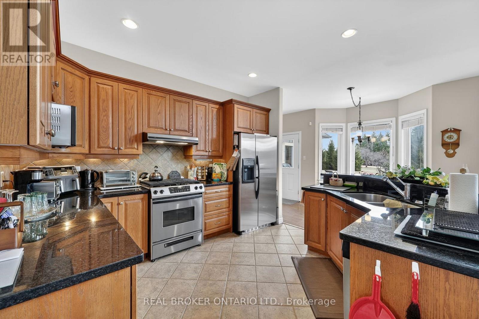 20 Basswood Circle, Oro-Medonte (Shanty Bay), Ontario  L0L 2L0 - Photo 13 - S12959560