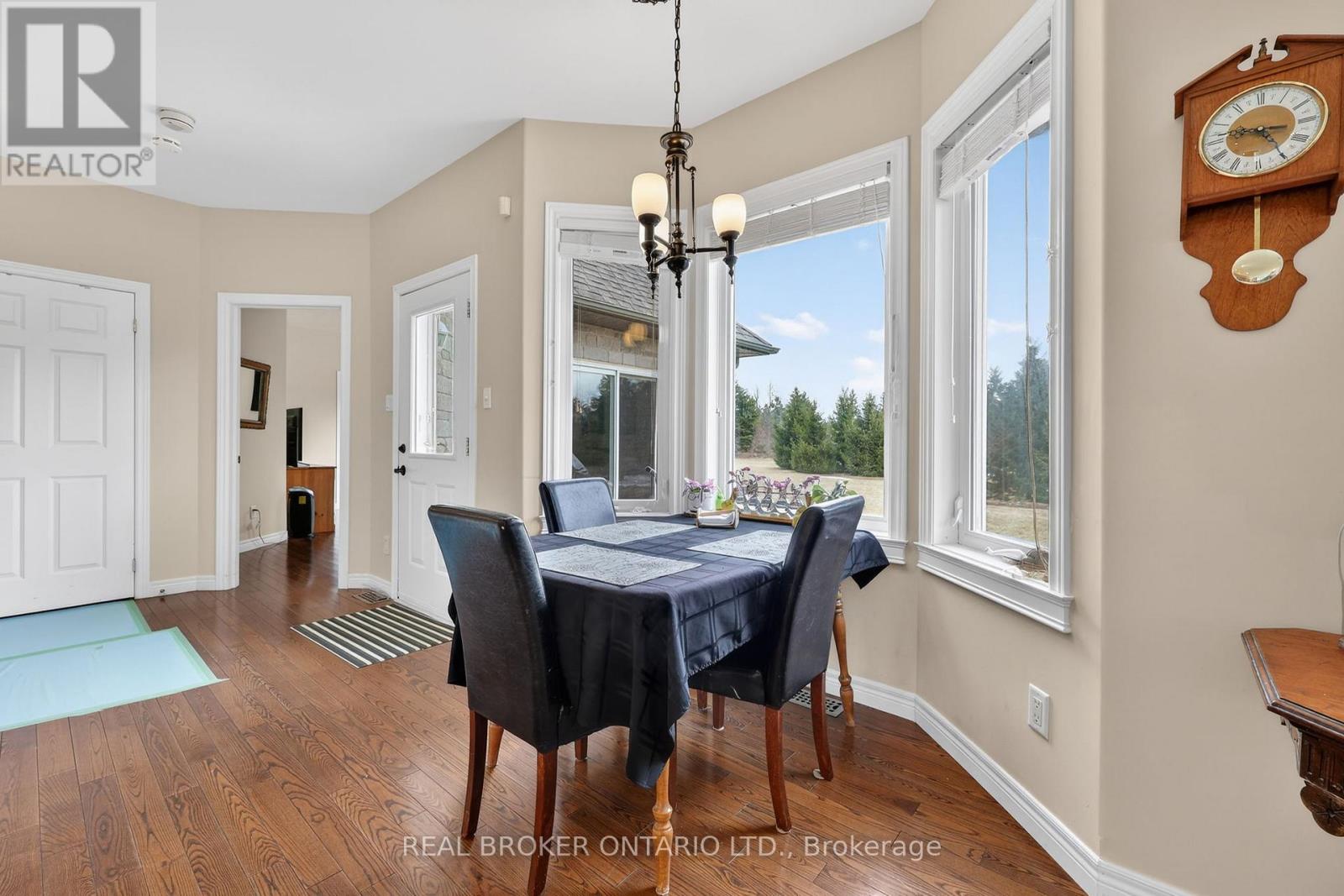 20 Basswood Circle, Oro-Medonte (Shanty Bay), Ontario  L0L 2L0 - Photo 18 - S12959560