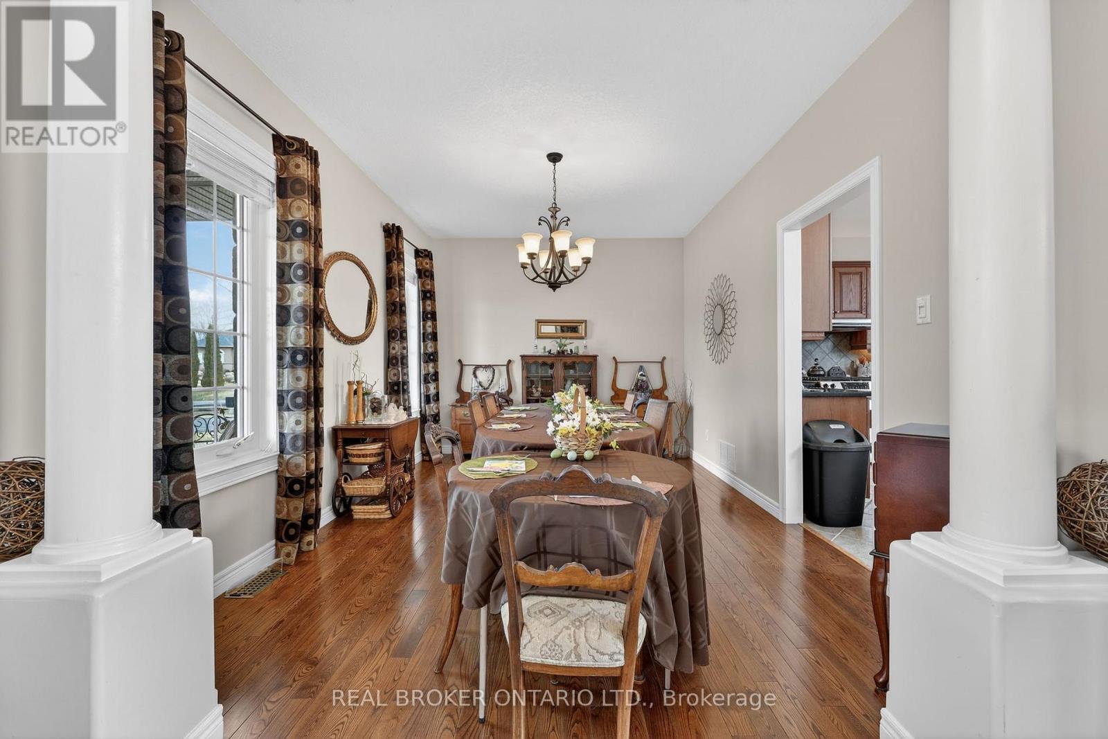 20 Basswood Circle, Oro-Medonte (Shanty Bay), Ontario  L0L 2L0 - Photo 9 - S12959560