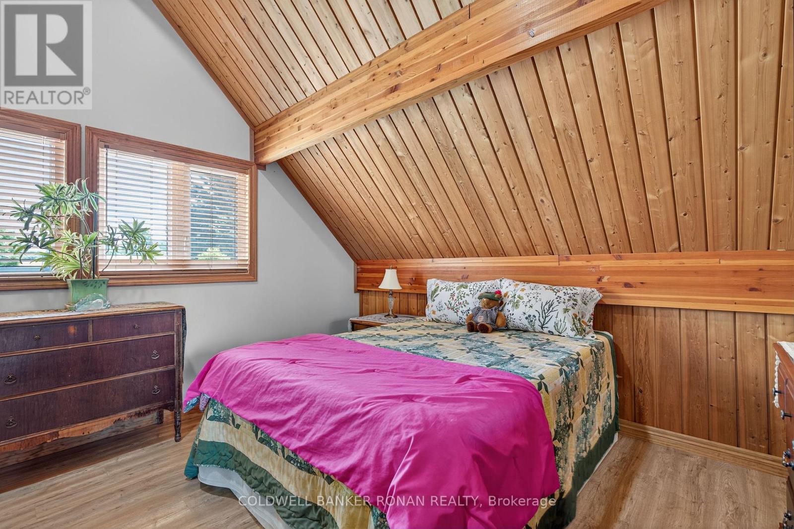 20 Mountainview Road, Mulmur, Ontario  L9V 3H5 - Photo 34 - X12276547