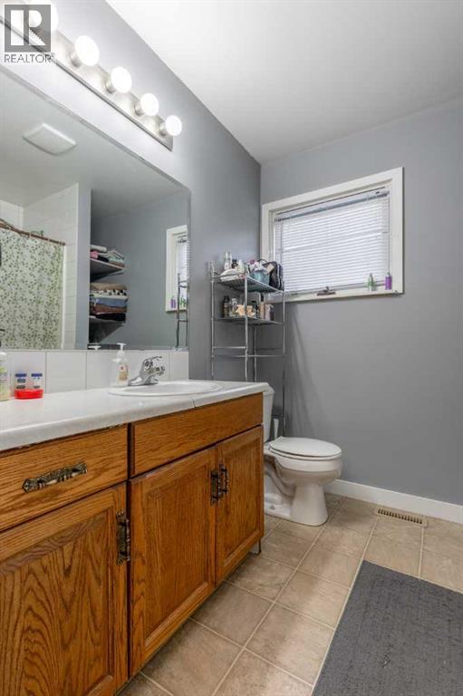 227 19 Street N, Lethbridge, Alberta  T1H 3J9 - Photo 20 - A2295951