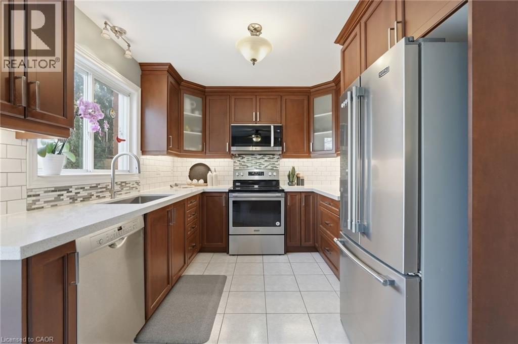 85 Heritage Drive, Stoney Creek, Ontario  L8G 4P5 - Photo 10 - 40815608