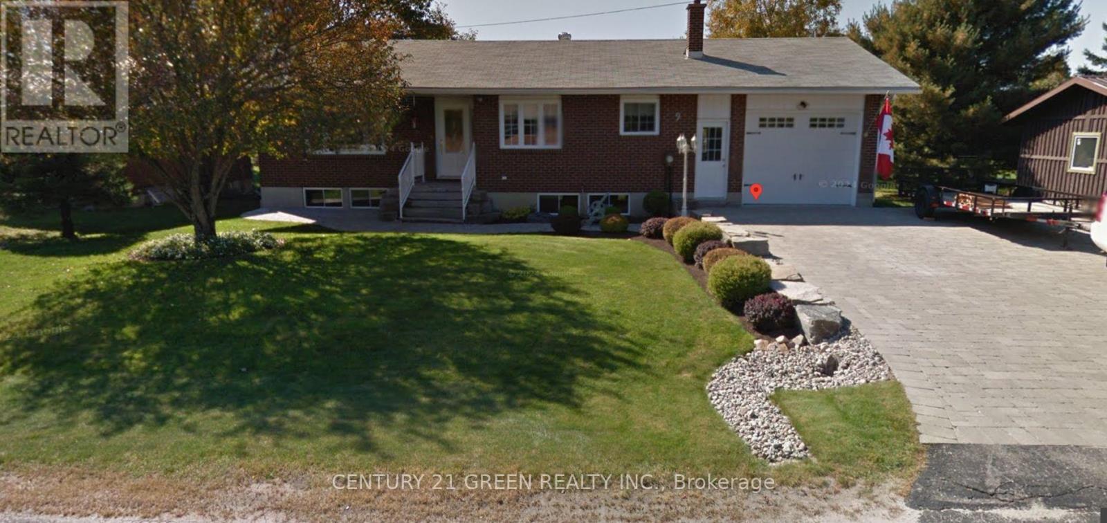 9 Fitz Avenue, South River, Ontario  P0A 1X0 - Photo 3 - X12883662