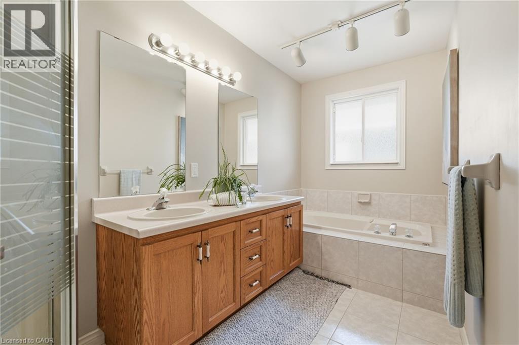 85 Heritage Drive, Stoney Creek, Ontario  L8G 4P5 - Photo 27 - 40815608