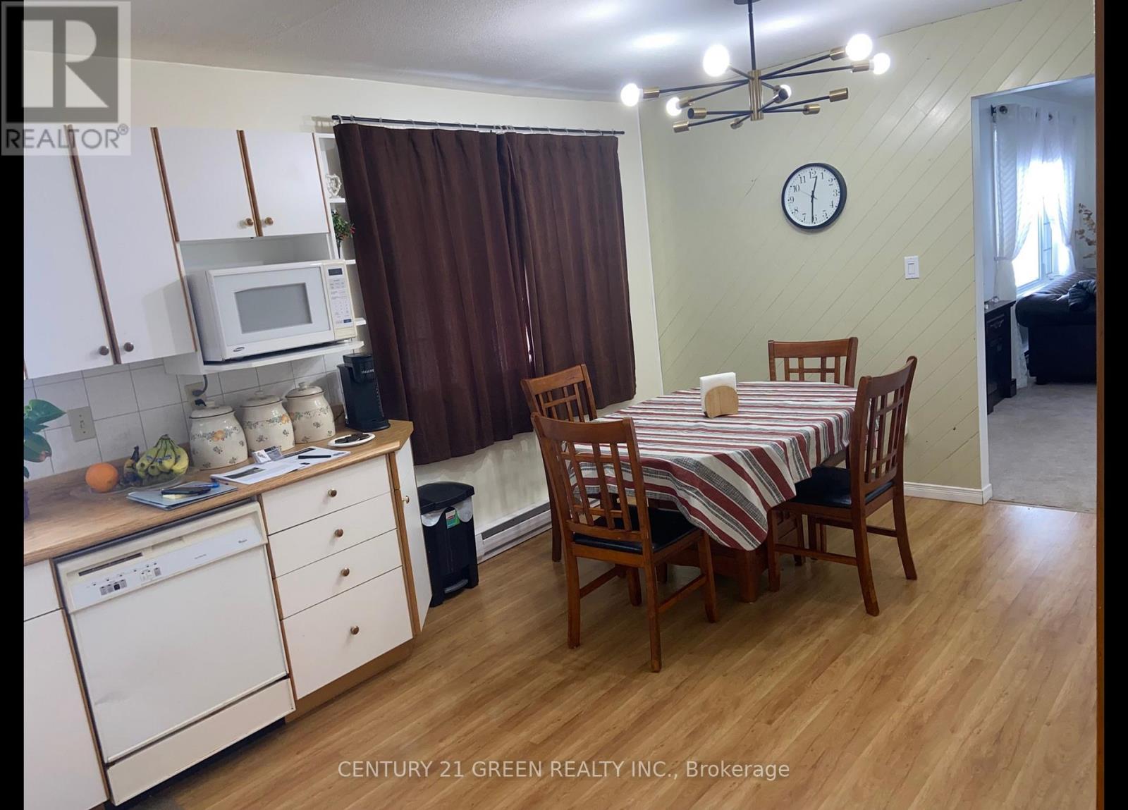 9 Fitz Avenue, South River, Ontario  P0A 1X0 - Photo 6 - X12883662