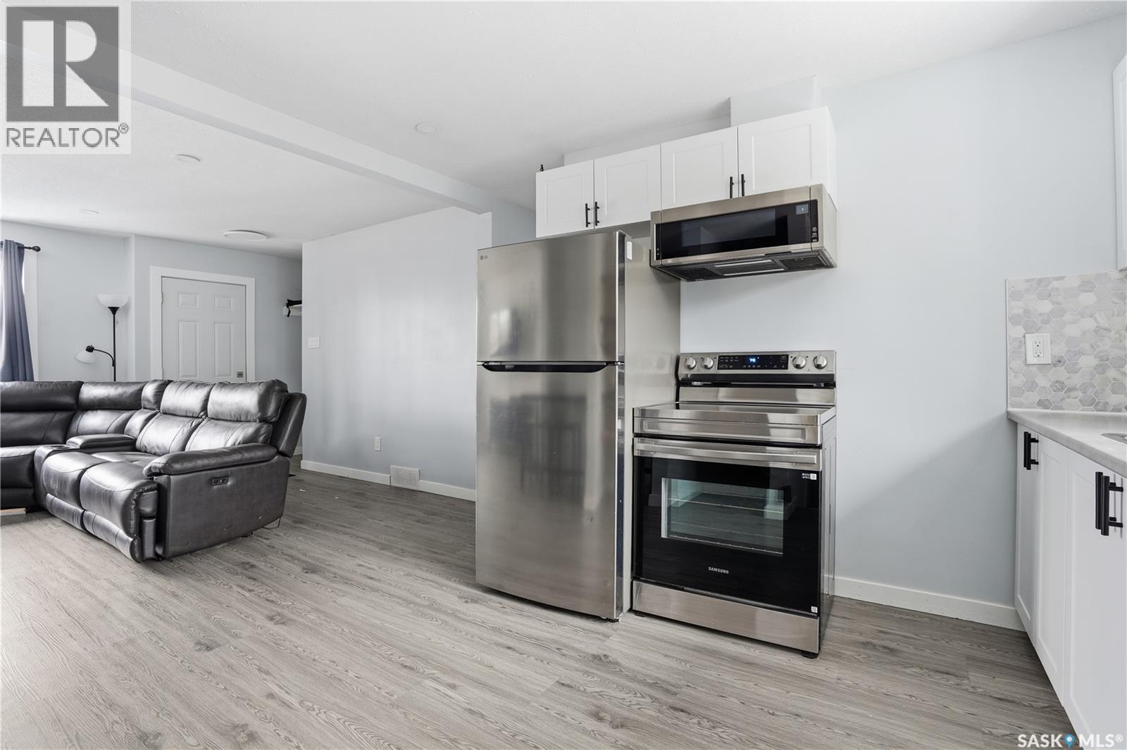 68 Young Crescent, Regina, Saskatchewan  S4N 4K8 - Photo 12 - SK032108