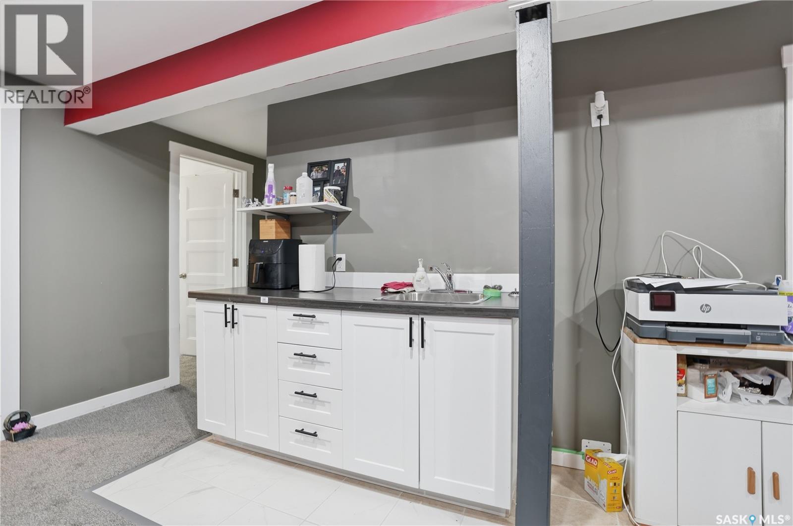 68 Young Crescent, Regina, Saskatchewan  S4N 4K8 - Photo 23 - SK032108