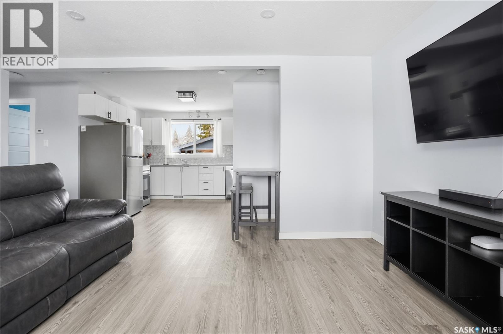 68 Young Crescent, Regina, Saskatchewan  S4N 4K8 - Photo 7 - SK032108