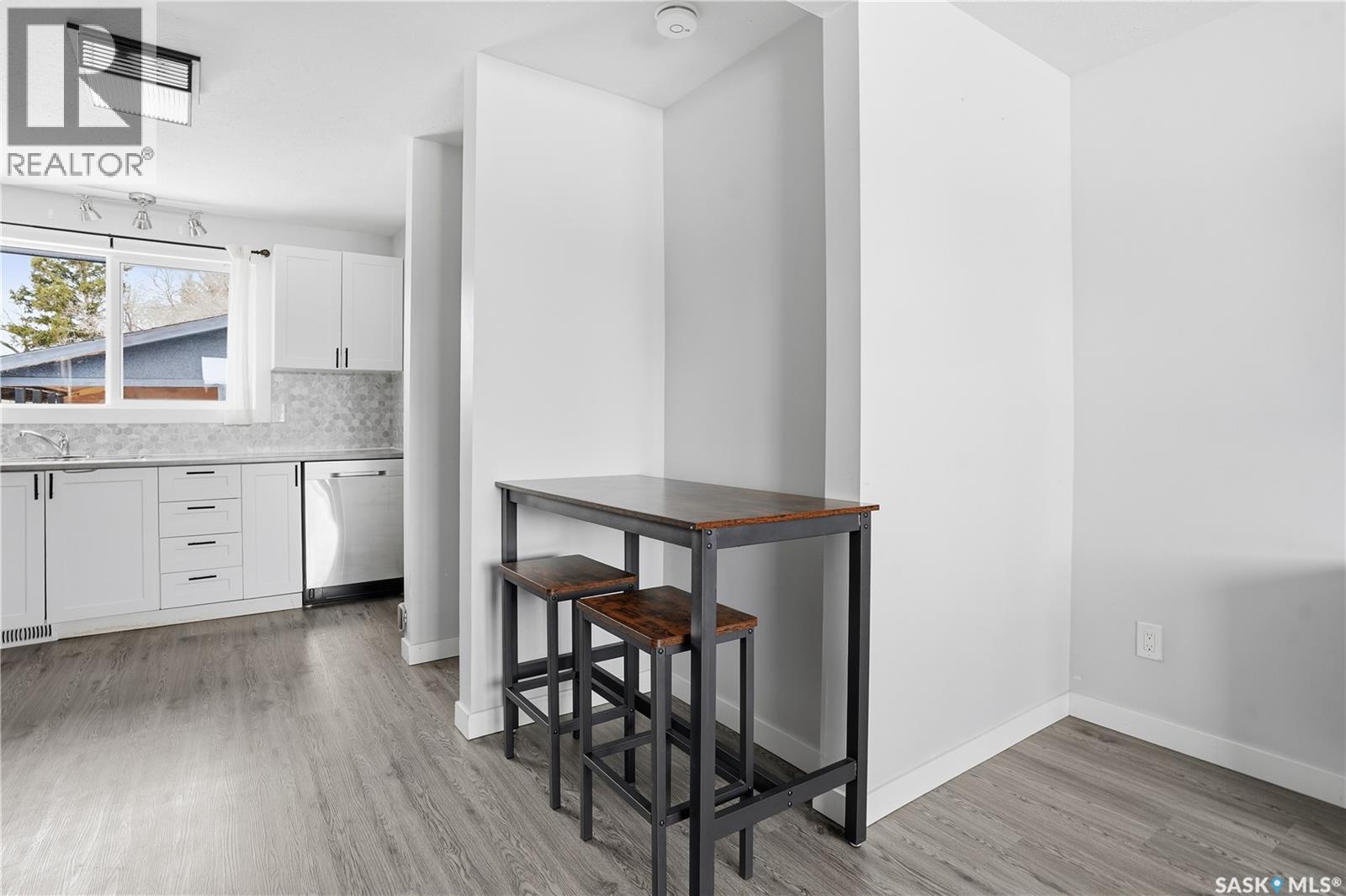 68 Young Crescent, Regina, Saskatchewan  S4N 4K8 - Photo 8 - SK032108