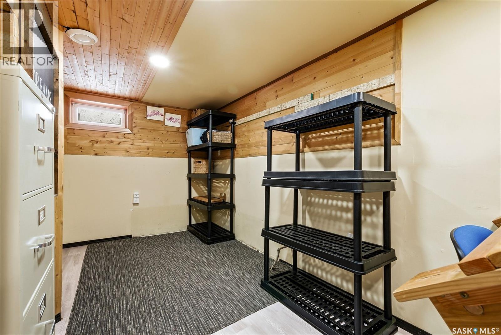 2612 Lindsay Street, Regina, Saskatchewan  S4N 3E1 - Photo 30 - SK032094