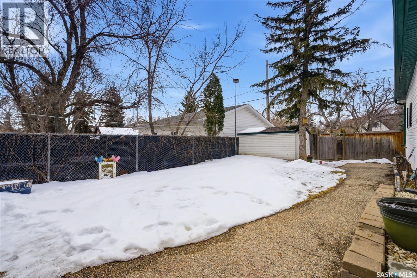 2612 Lindsay Street, Regina, Saskatchewan  S4N 3E1 - Photo 34 - SK032094