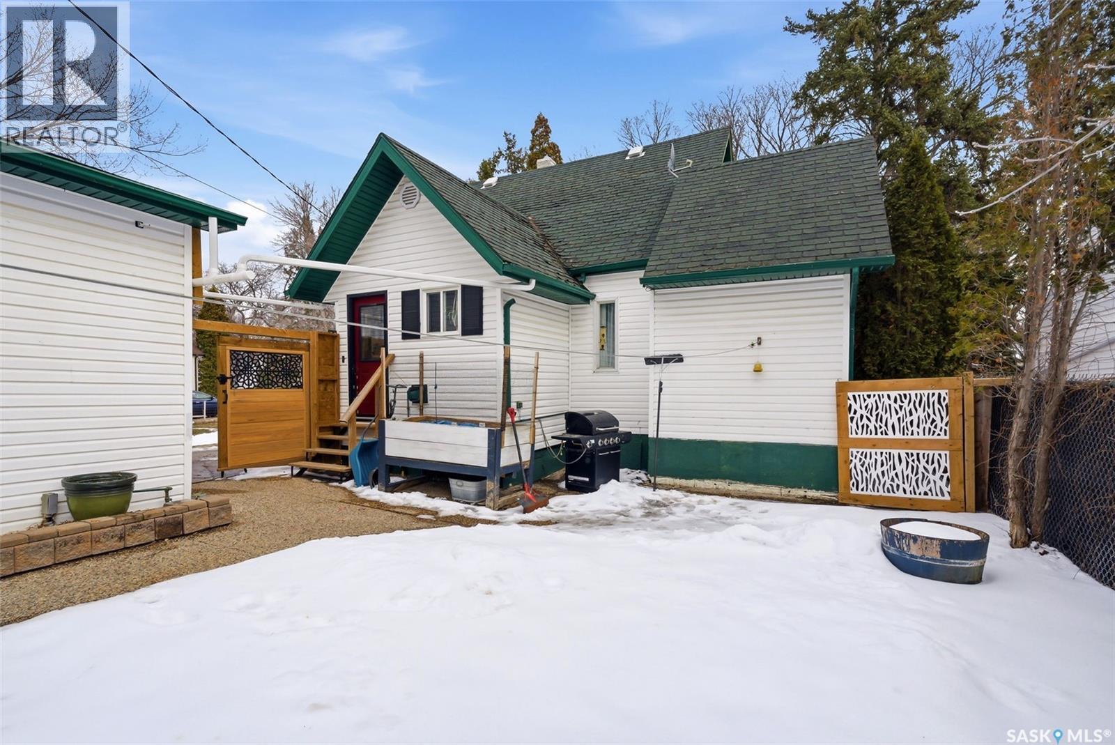 2612 Lindsay Street, Regina, Saskatchewan  S4N 3E1 - Photo 35 - SK032094