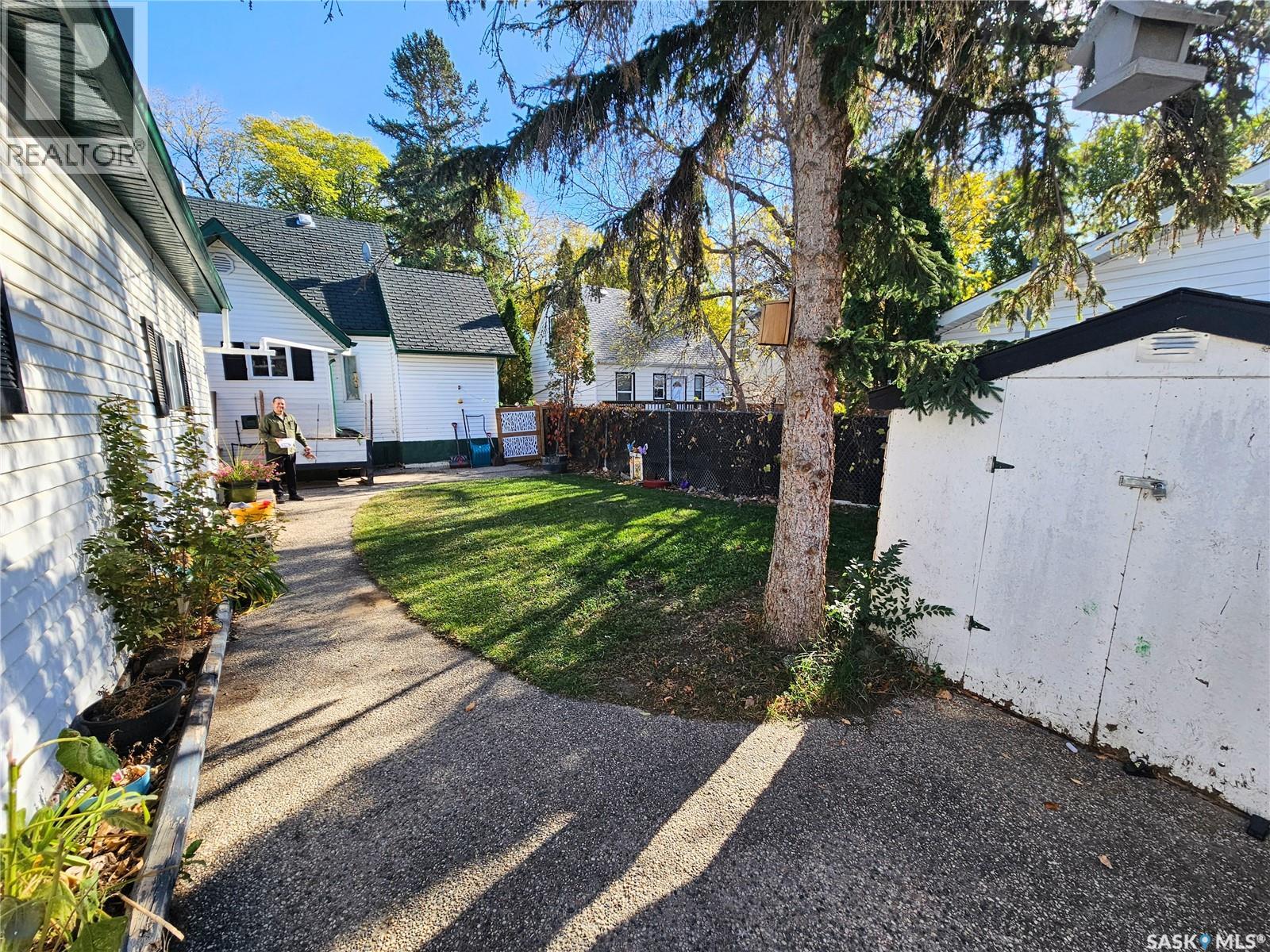 2612 Lindsay Street, Regina, Saskatchewan  S4N 3E1 - Photo 45 - SK032094