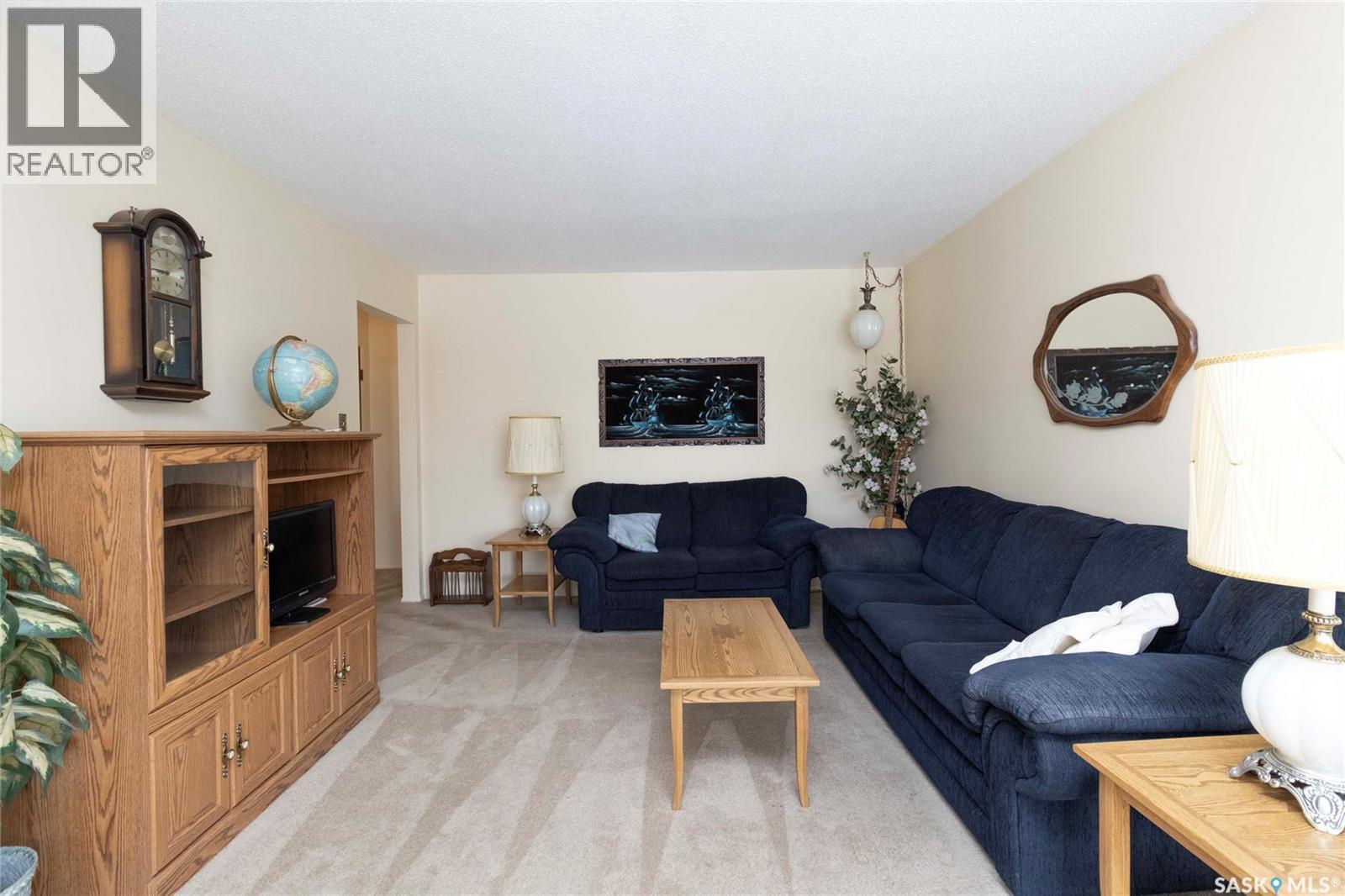 24 Anderson Crescent, Saskatoon, Saskatchewan  S7H 3Z8 - Photo 3 - SK032010