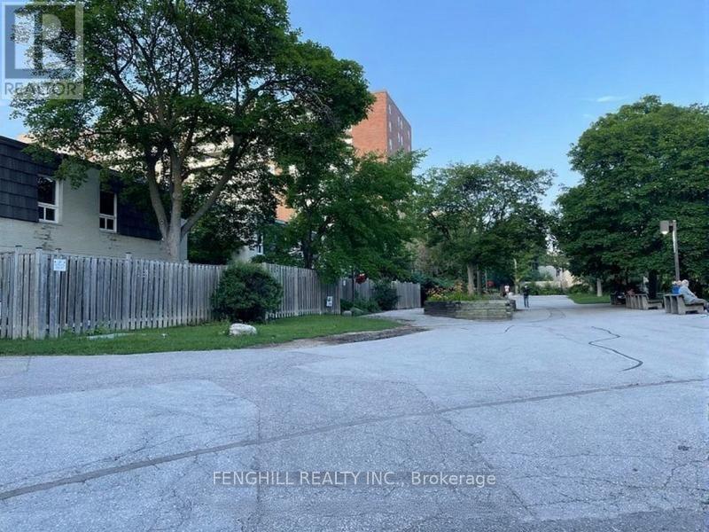 11 - 29 Four Winds Drive, Toronto, Ontario  M3J 1K7 - Photo 12 - W12959330