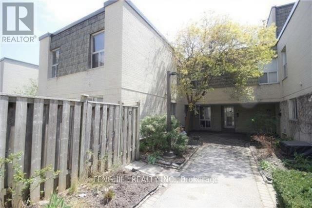 11 - 29 Four Winds Drive, Toronto, Ontario  M3J 1K7 - Photo 2 - W12959330