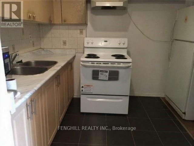 11 - 29 Four Winds Drive, Toronto, Ontario  M3J 1K7 - Photo 9 - W12959330