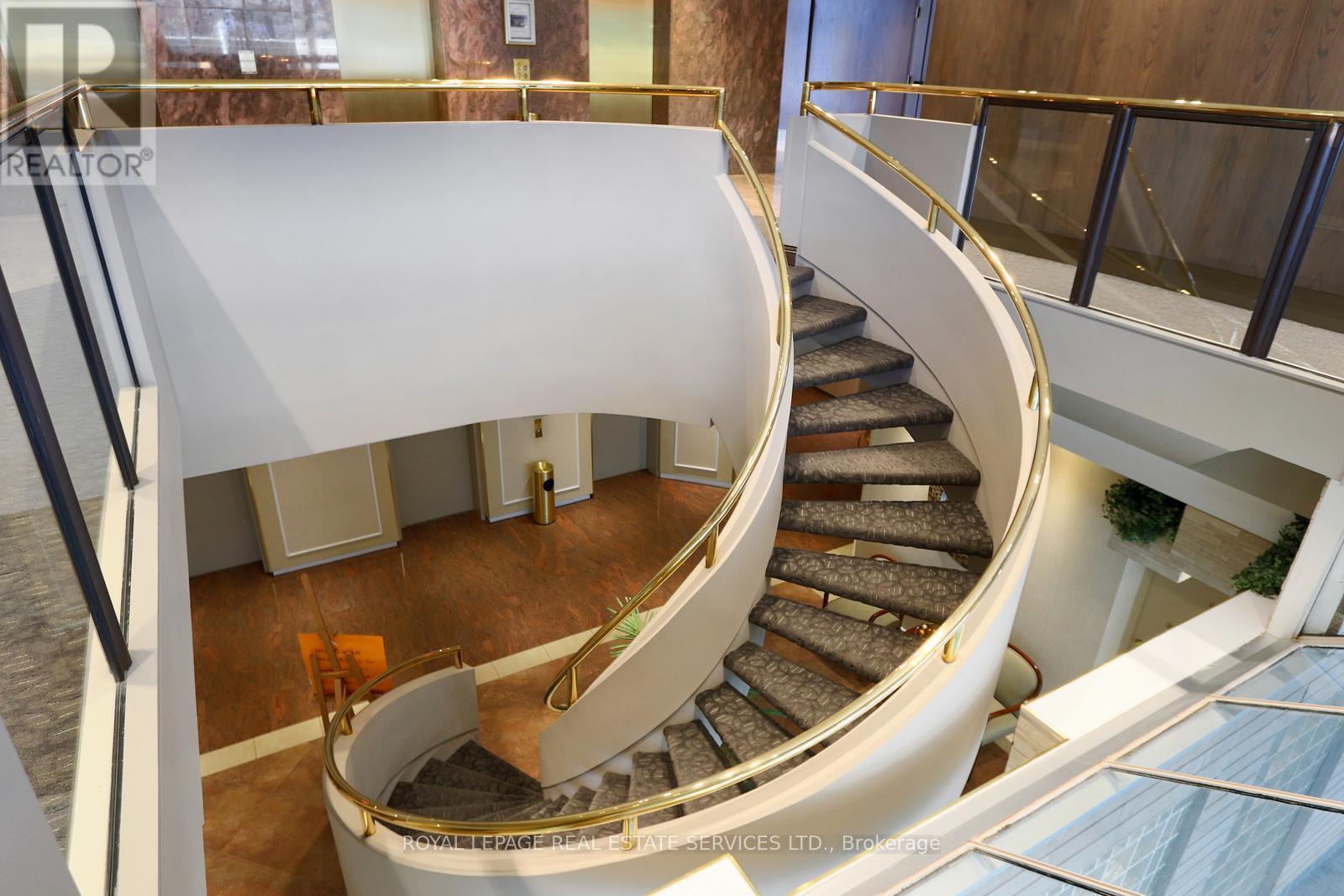 804 - 1800 The Collegeway, Mississauga, Ontario  L5L 5S4 - Photo 5 - W12959346