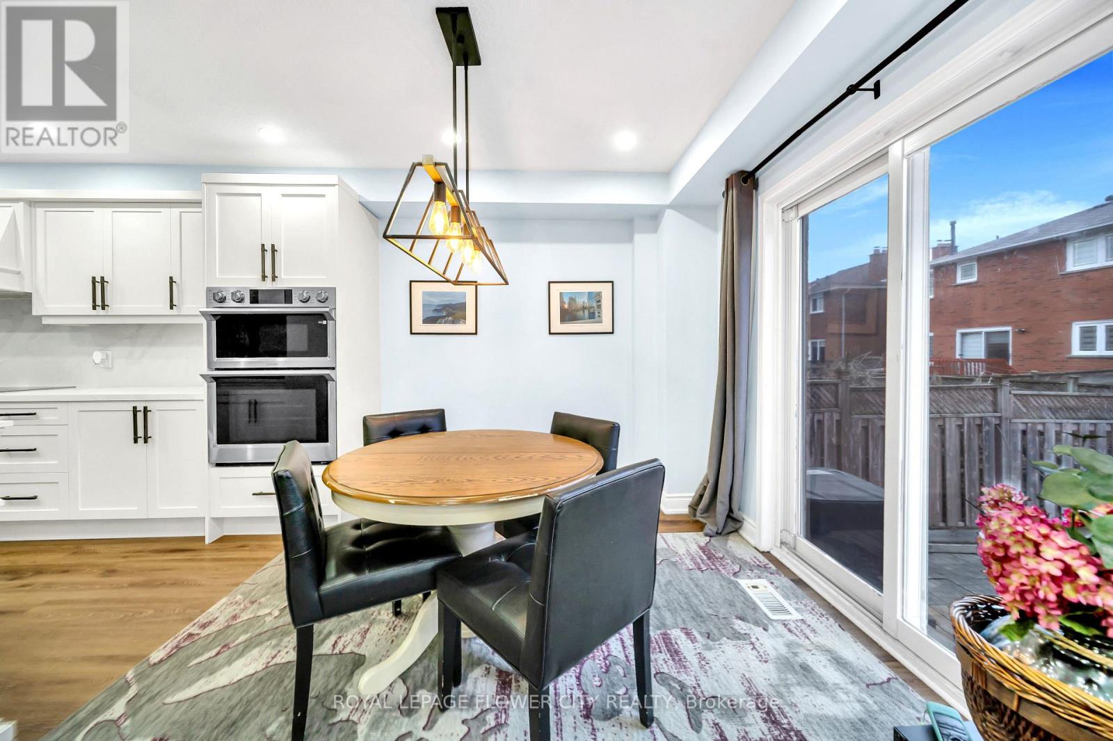 15d View Green Crescent, Toronto, Ontario  M9W 7E1 - Photo 15 - W12959364