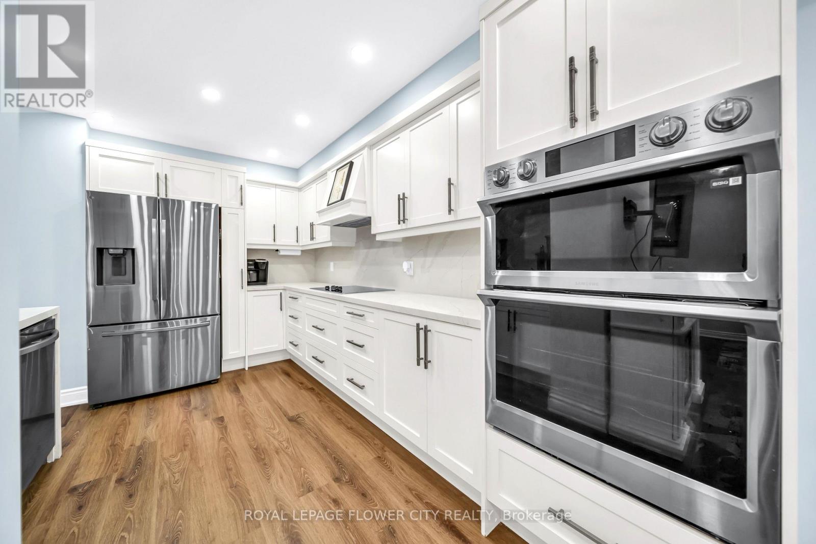 15d View Green Crescent, Toronto, Ontario  M9W 7E1 - Photo 16 - W12959364