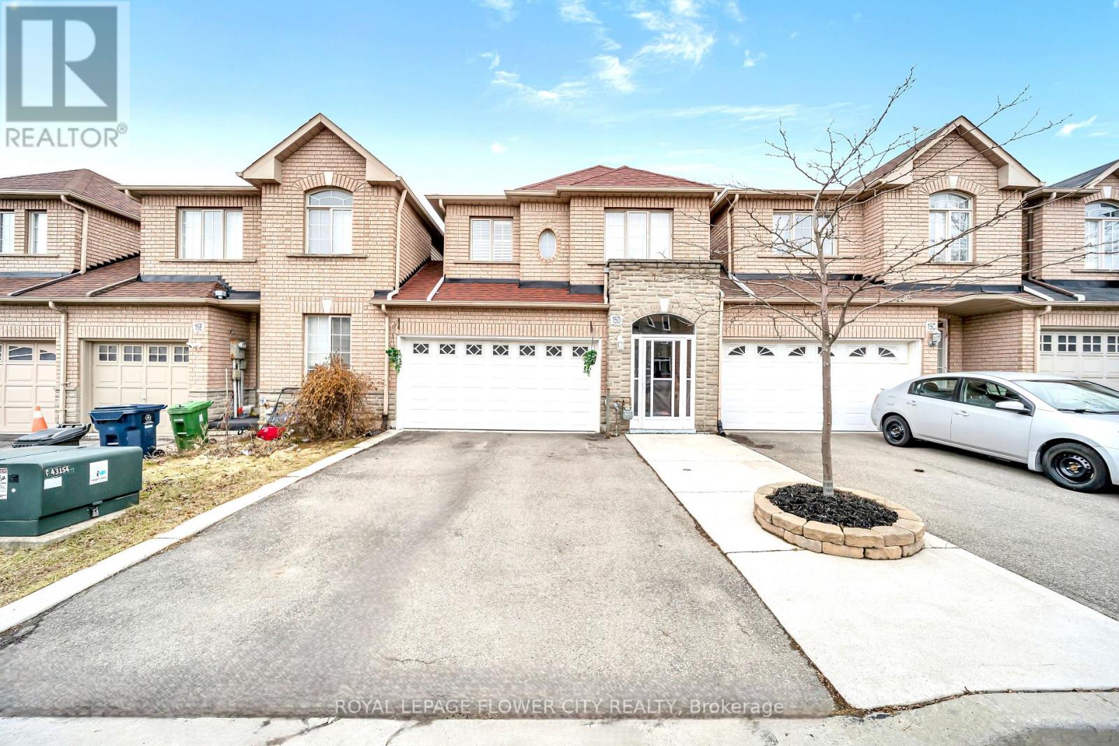 15d View Green Crescent, Toronto, Ontario  M9W 7E1 - Photo 3 - W12959364