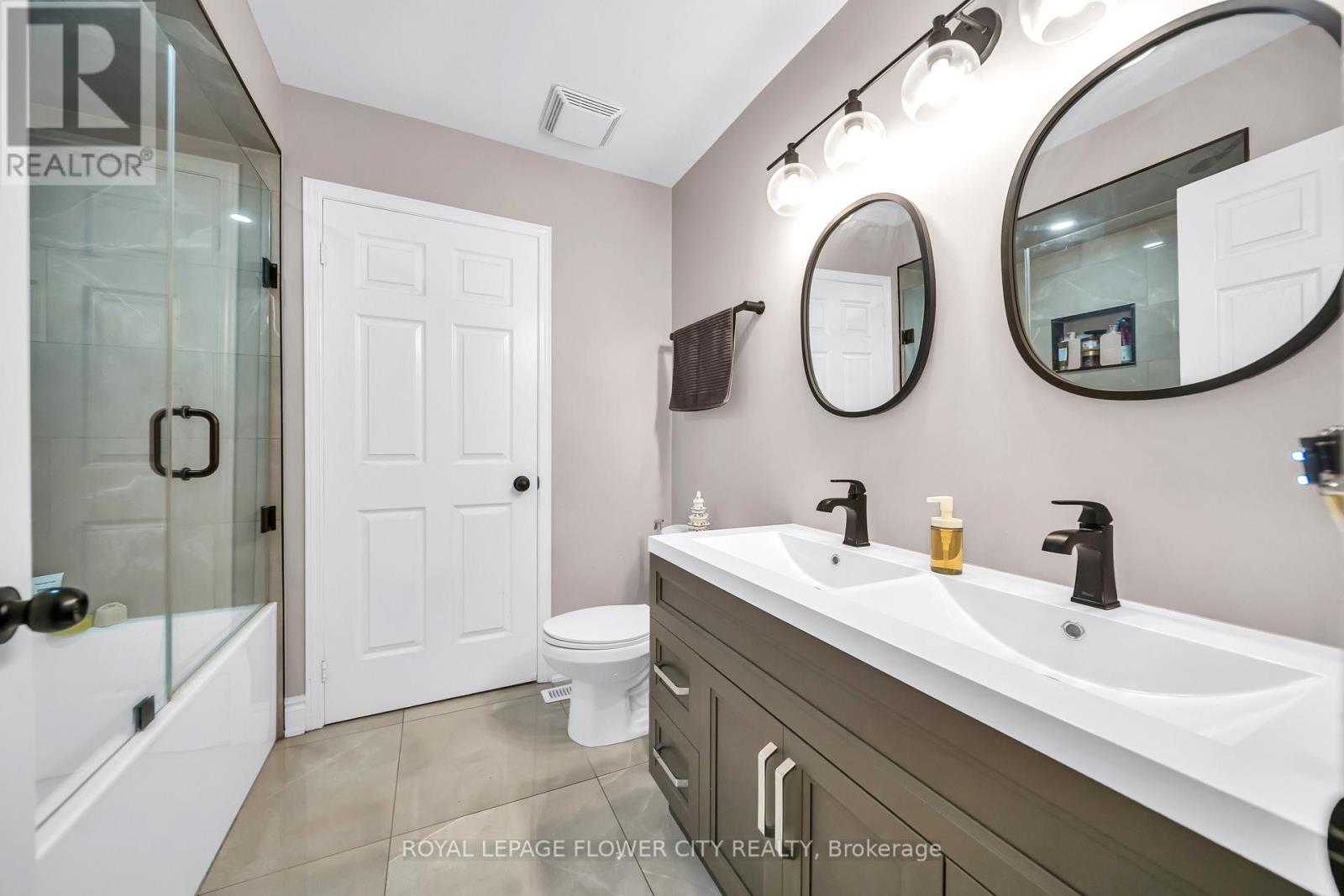 15d View Green Crescent, Toronto, Ontario  M9W 7E1 - Photo 30 - W12959364