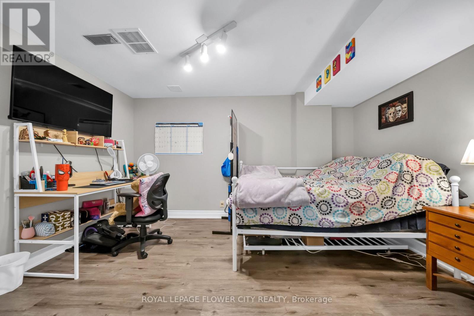 15d View Green Crescent, Toronto, Ontario  M9W 7E1 - Photo 37 - W12959364