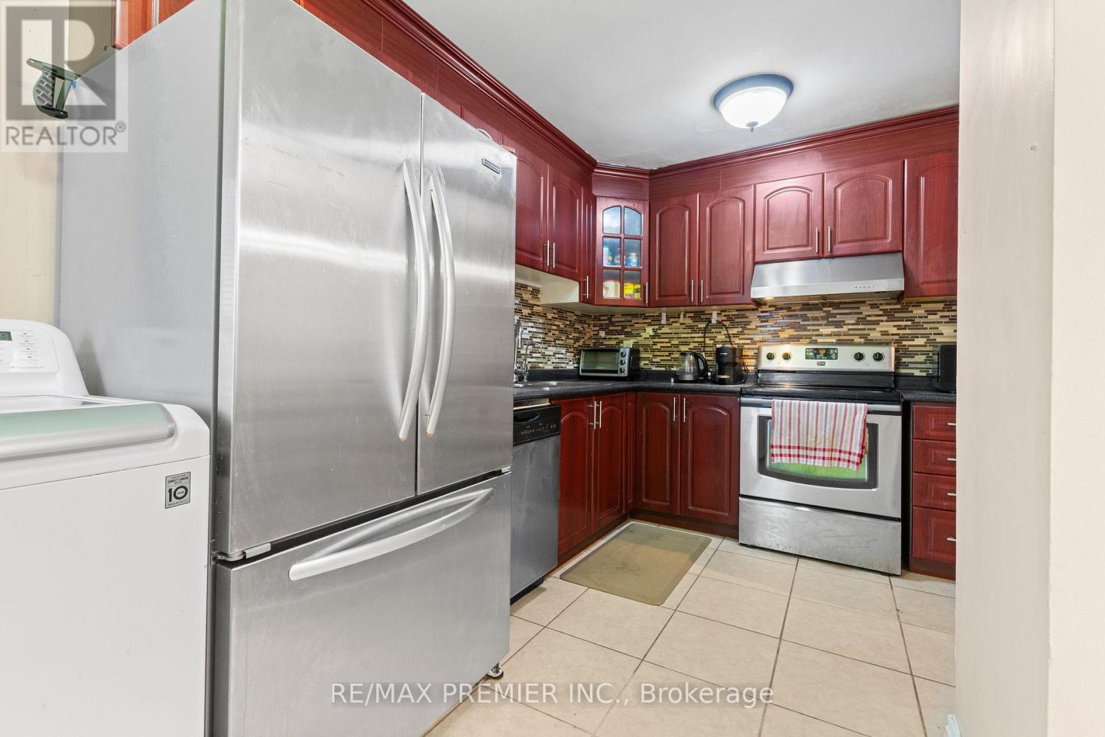 292 - 1605 Albion Road, Toronto, Ontario  M9V 1B6 - Photo 15 - W12959366