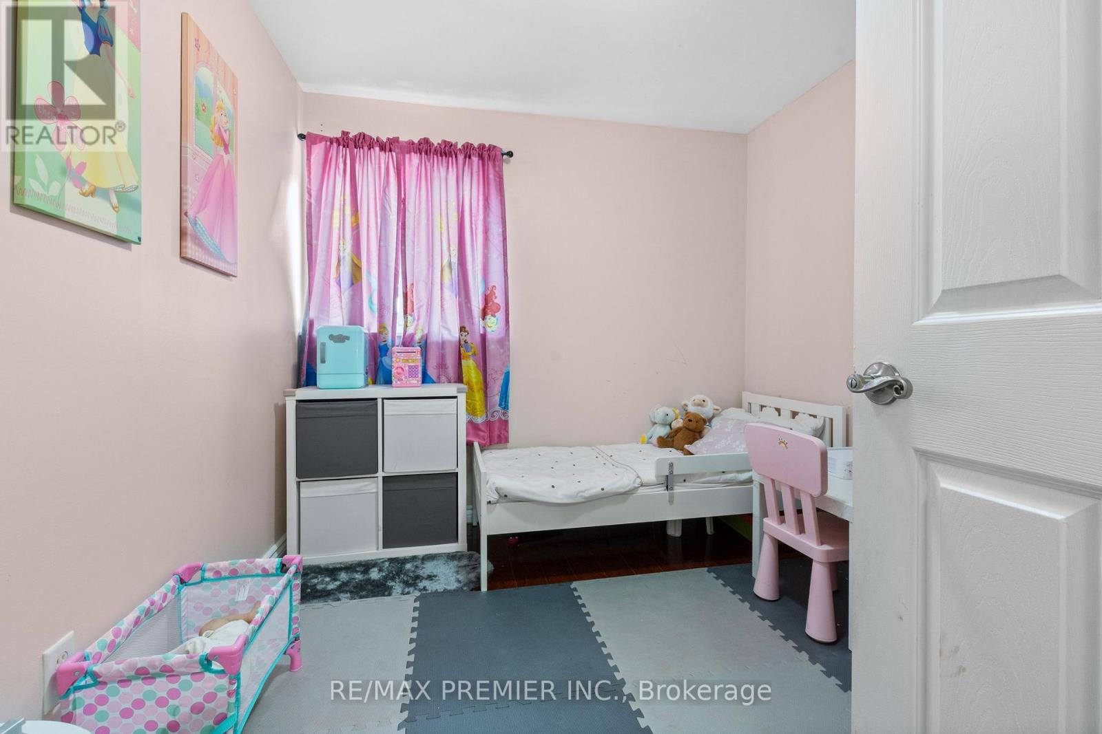292 - 1605 Albion Road, Toronto, Ontario  M9V 1B6 - Photo 32 - W12959366