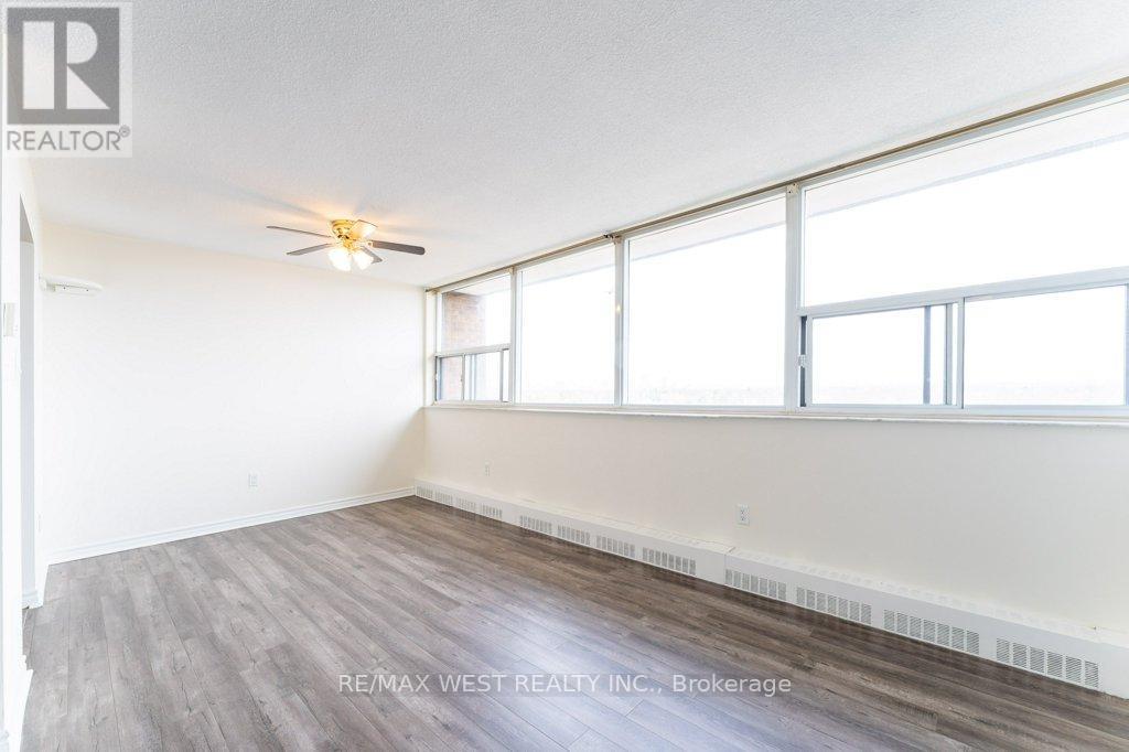 1001 - 3501 Glen Erin Drive, Mississauga, Ontario  L5L 2E9 - Photo 11 - W12959396