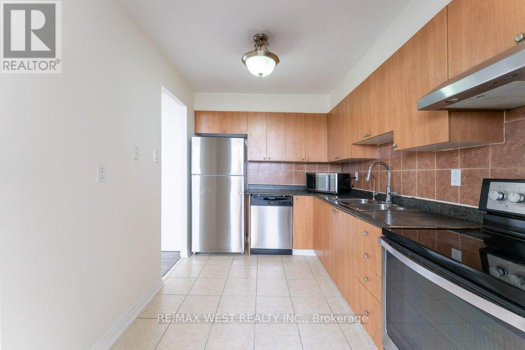 1001 - 3501 Glen Erin Drive, Mississauga, Ontario  L5L 2E9 - Photo 14 - W12959396
