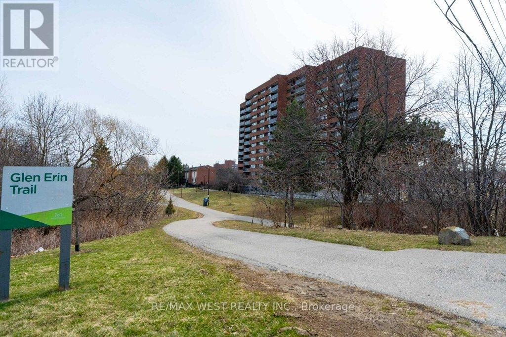 1001 - 3501 Glen Erin Drive, Mississauga, Ontario  L5L 2E9 - Photo 44 - W12959396