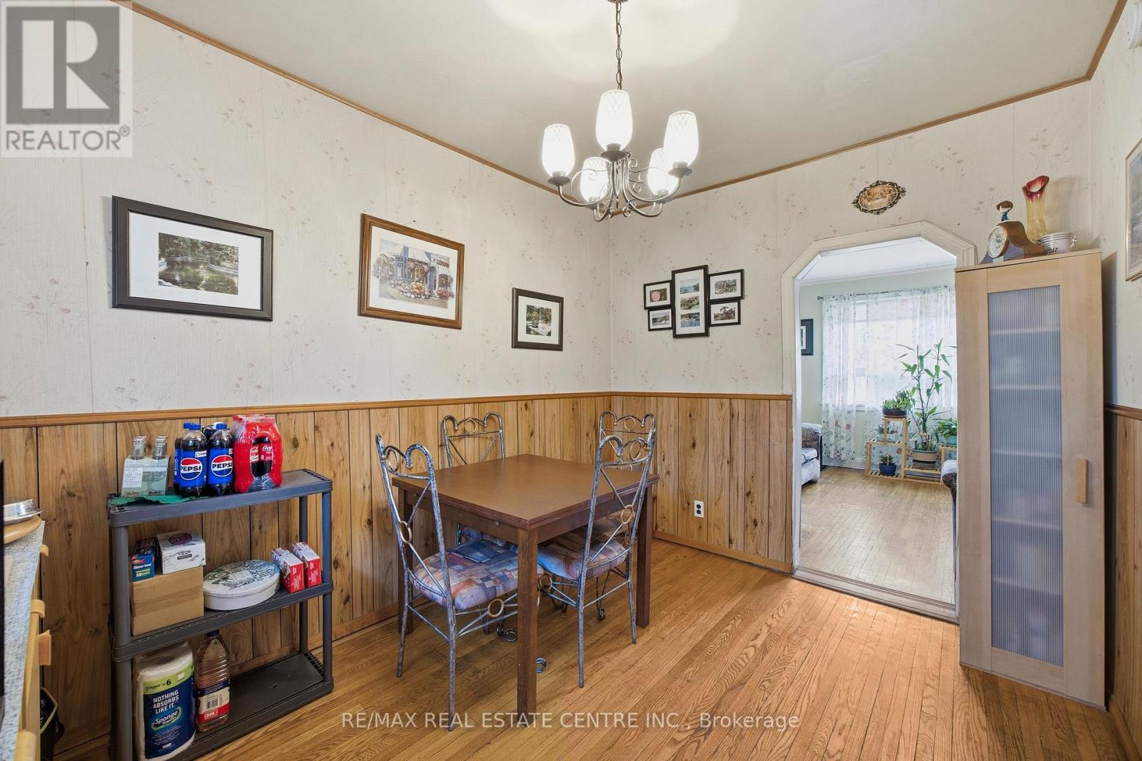 15 Cliff Street, Toronto, Ontario  M6N 4L7 - Photo 18 - W12959420