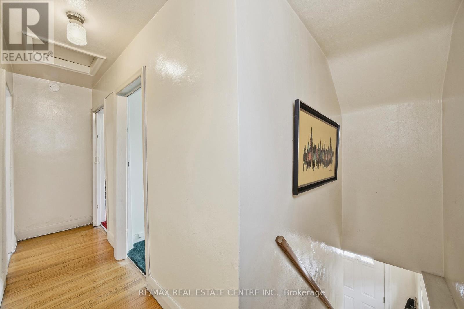 15 Cliff Street, Toronto, Ontario  M6N 4L7 - Photo 19 - W12959420