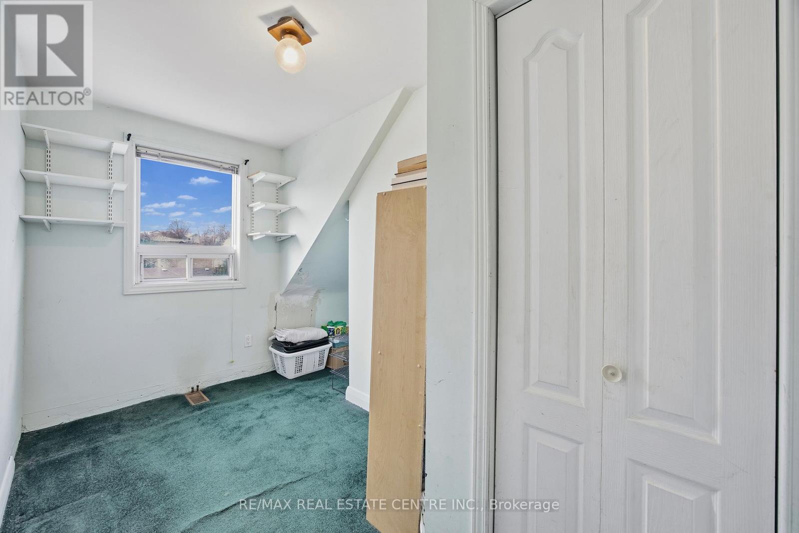 15 Cliff Street, Toronto, Ontario  M6N 4L7 - Photo 21 - W12959420