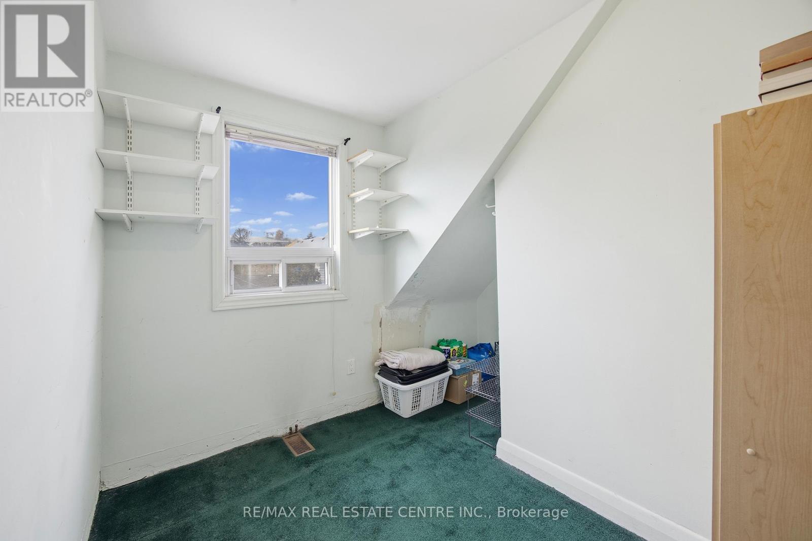 15 Cliff Street, Toronto, Ontario  M6N 4L7 - Photo 23 - W12959420