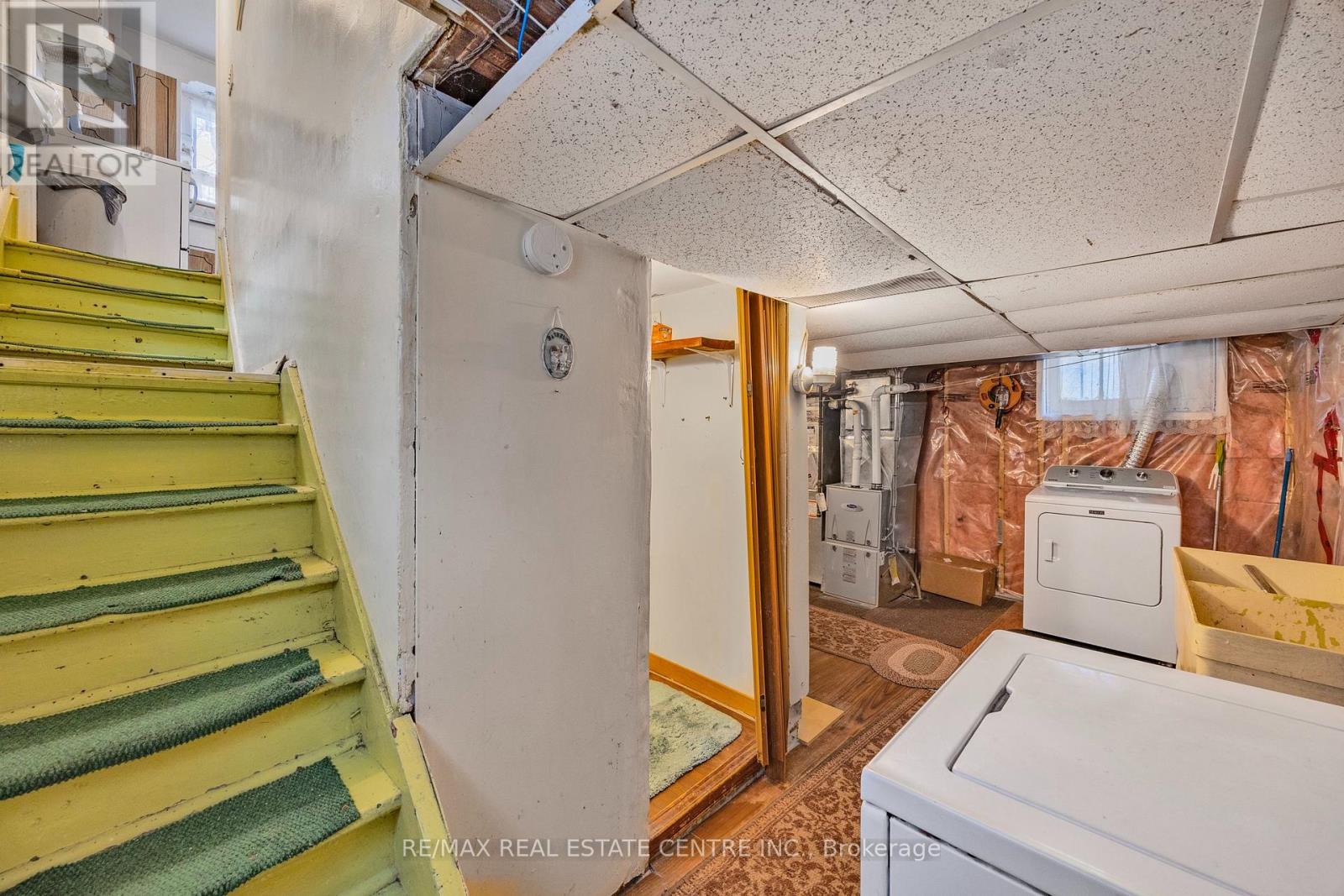 15 Cliff Street, Toronto, Ontario  M6N 4L7 - Photo 36 - W12959420