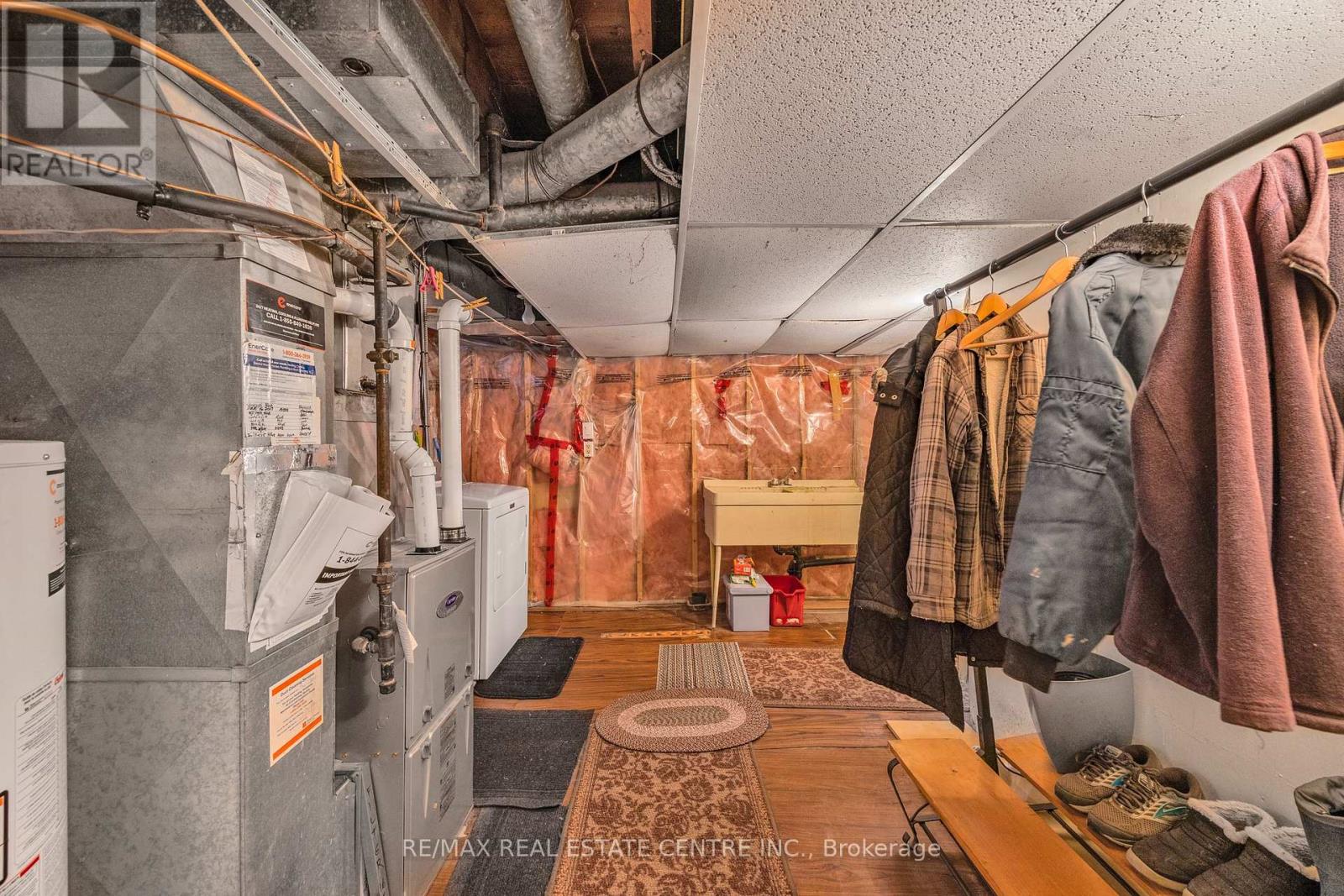 15 Cliff Street, Toronto, Ontario  M6N 4L7 - Photo 37 - W12959420