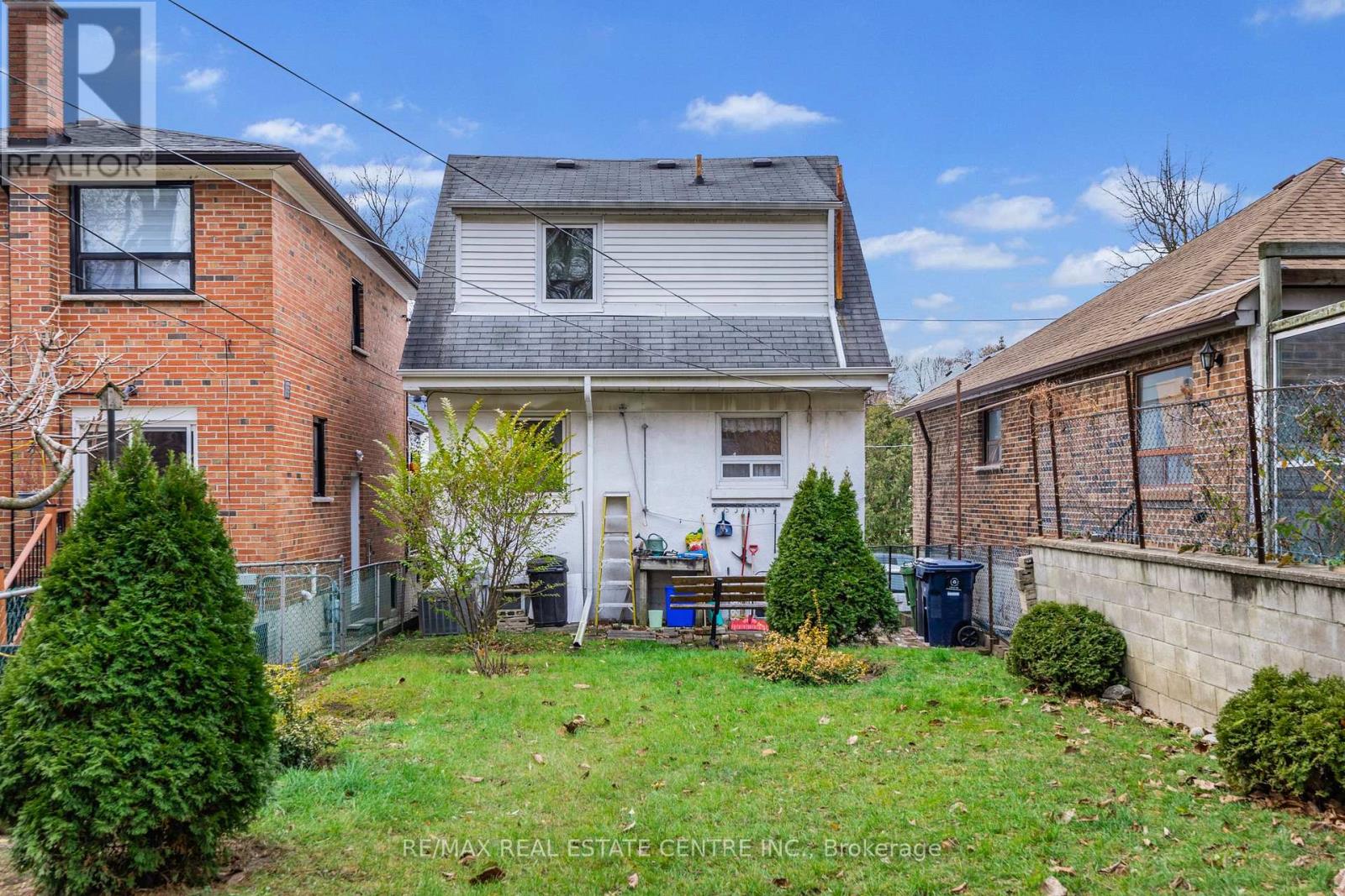 15 Cliff Street, Toronto, Ontario  M6N 4L7 - Photo 41 - W12959420