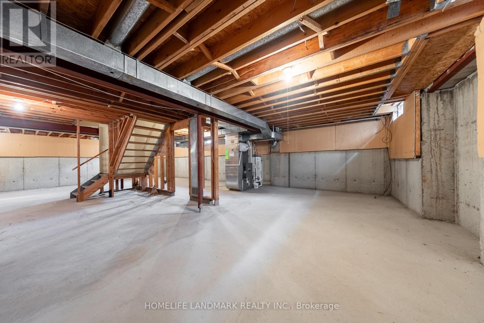 2593 Gazebo Court, Mississauga, Ontario L5L 3M8 - Photo 33 - W12959438