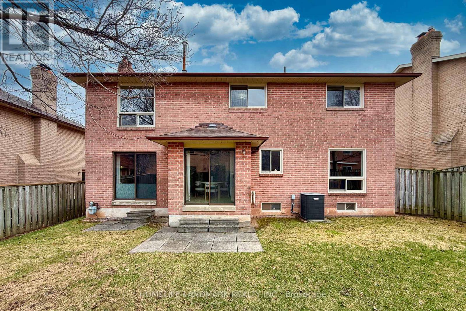 2593 Gazebo Court, Mississauga, Ontario L5L 3M8 - Photo 36 - W12959438