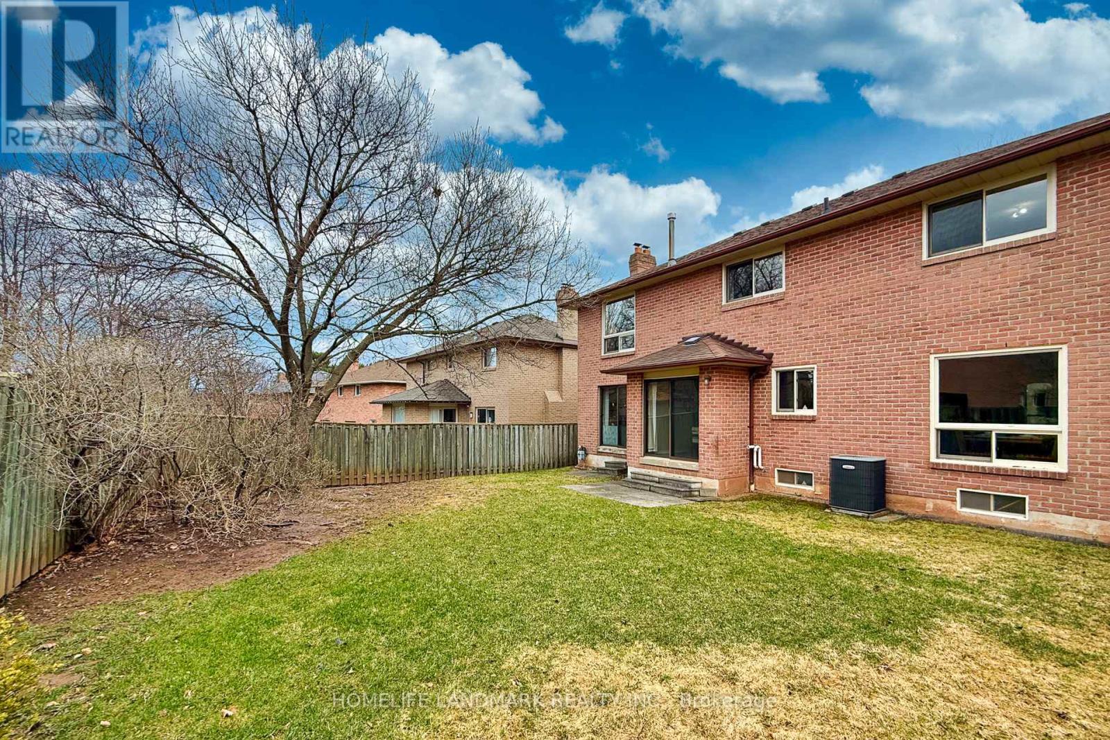 2593 Gazebo Court, Mississauga, Ontario L5L 3M8 - Photo 37 - W12959438