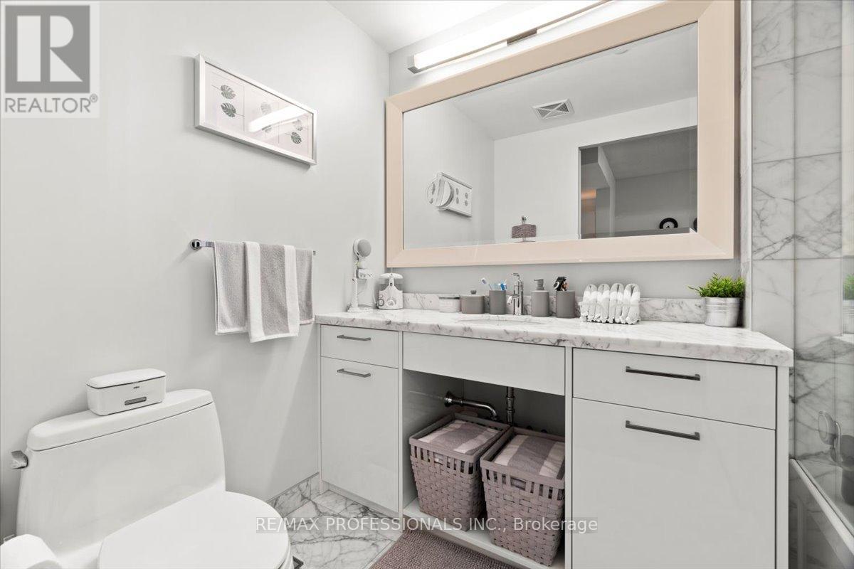 1903 - 90 Park Lawn Road, Toronto, Ontario  M8Y 0B6 - Photo 14 - W12959450